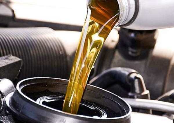 گسترش عرضه روغن موتور تقلبی در بازار/ متقلبان، حرفه ای شده