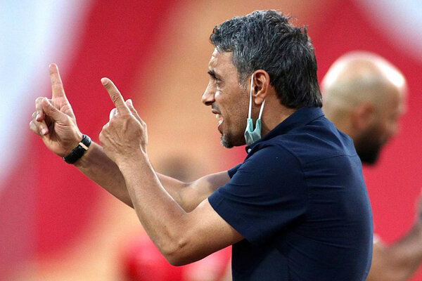 ۱۰۰ سال از رقیبان آسیایی عقب هستیم/ آرزویم تیم ۷۰۰ میلیاردی است – خط و نقد | اخبار ایران و جهان