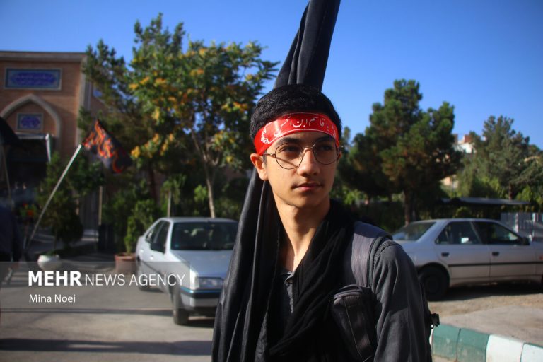 اعزام گروه های مختلف مردمی به مراسم پیاده روی اربعین – خط و نقد | اخبار ایران و جهان