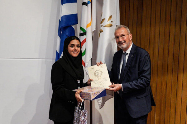 حضور دختر پینگ‌پنگ‌باز ایران در نشست سفیر جوانان المپیک – خط و نقد | اخبار ایران و جهان