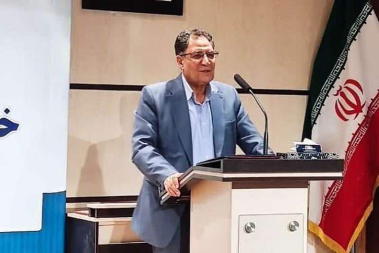 خبرنگاران در انجام رسالت خود جناحی عمل نکنند – خط و نقد | اخبار ایران و جهان