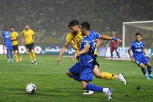 شروع شعارها علیه یک سرمربی/ سپاهان اعصاب استقلال را بهم ریخت! – خط و نقد | اخبار ایران و جهان