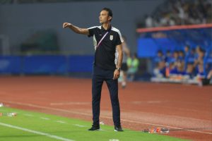 رضا عنایتی: قرار است همه اتفاقات تیم فوتبال امید با من رقم بخورد  – خط و نقد | اخبار ایران و جهان