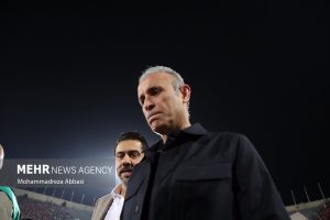 اعتراض گل محمدی به قضاوت داور عراقی در دیدار با استقلال – خط و نقد | اخبار ایران و جهان