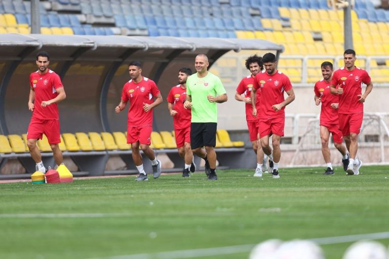 واکنش باشگاه پرسپولیس به اعتصاب: زمان تمرین را ما اعلام می کنیم – خط و نقد | اخبار ایران و جهان