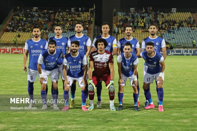درگیری کادر فنی تیم‌ها / استقبال نکردن اهوازی‌ها از بازی – خط و نقد | اخبار ایران و جهان