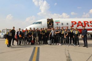 ورود کاروان تیم فوتبال سپاهان به تهران – خط و نقد | اخبار ایران و جهان