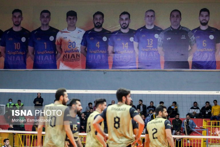 اولین استعفا در لیگ والیبال!